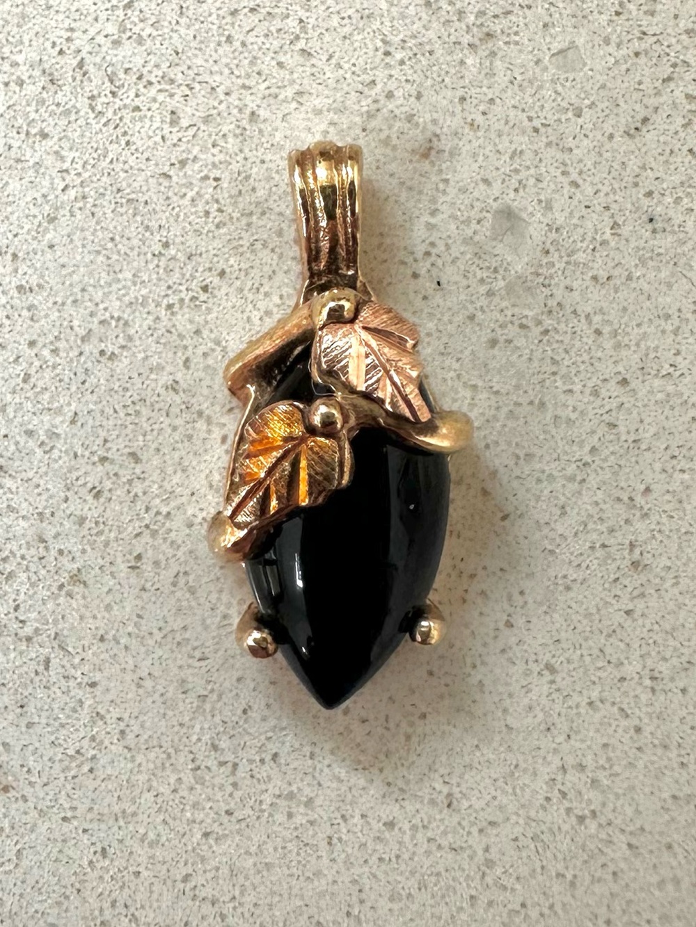 Coleman Co 10k Black Hills Gold Yellow Gold Onyx Pendant + 14kt gold fill chain